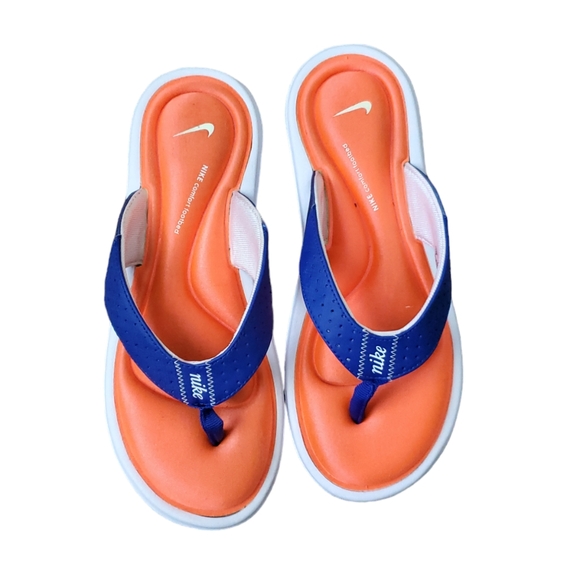 Nike Shoes - Nike comfort footbed Flip Flops Size 7